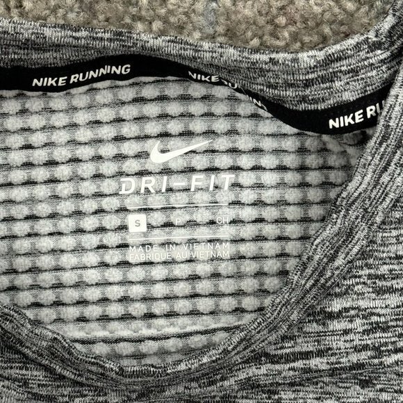 Nike Womens Size Small Heathered Grey Therma Sphere Element Crewneck Running Top - Picture 4 of 7